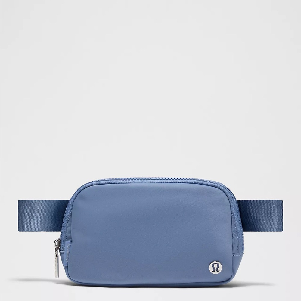Everywhere Belt Bag with Long Strap 1L